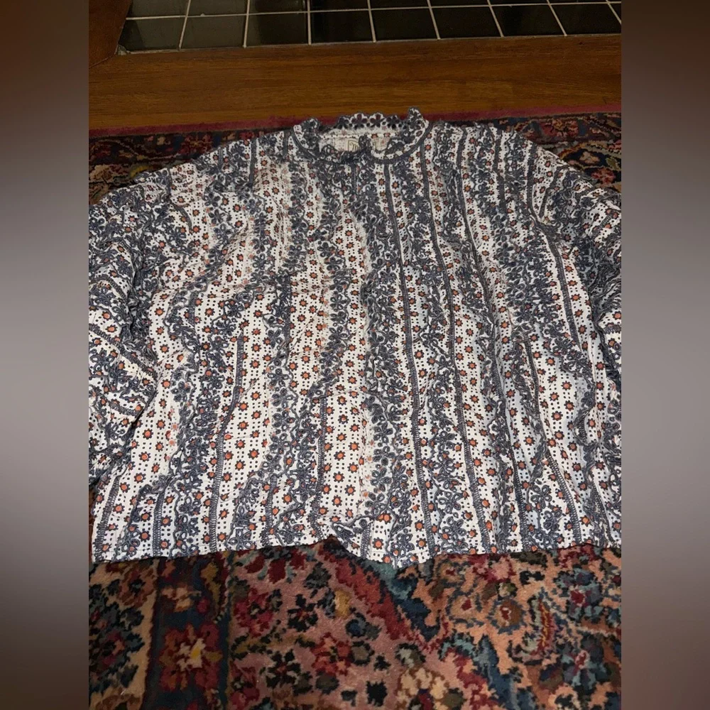 Millie Eyelet Ruffle Button Down Top - Picture 6 of 9
